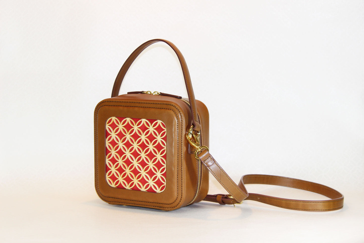 Hanakumiko minibag / camel × Red (With Shoulder strap)