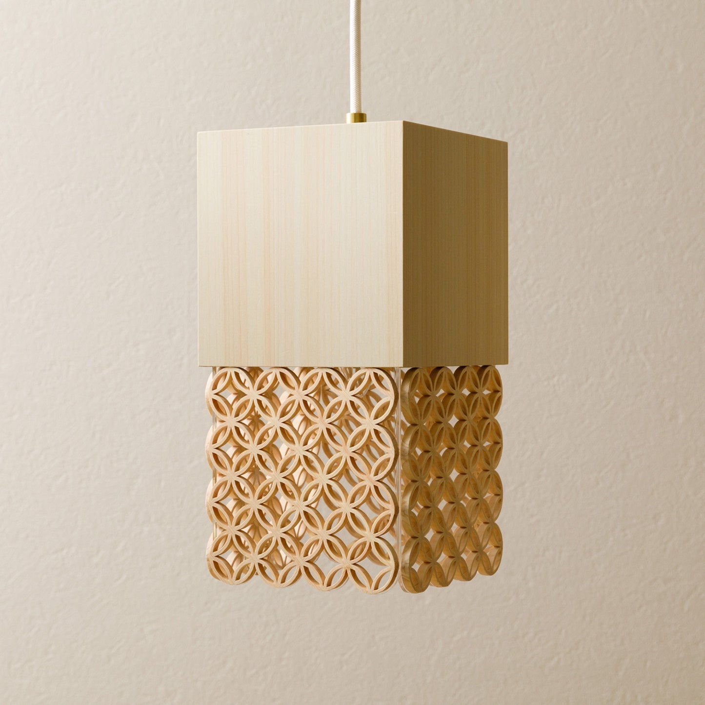Hanakumiko pendant light lampshade (4 rows)
