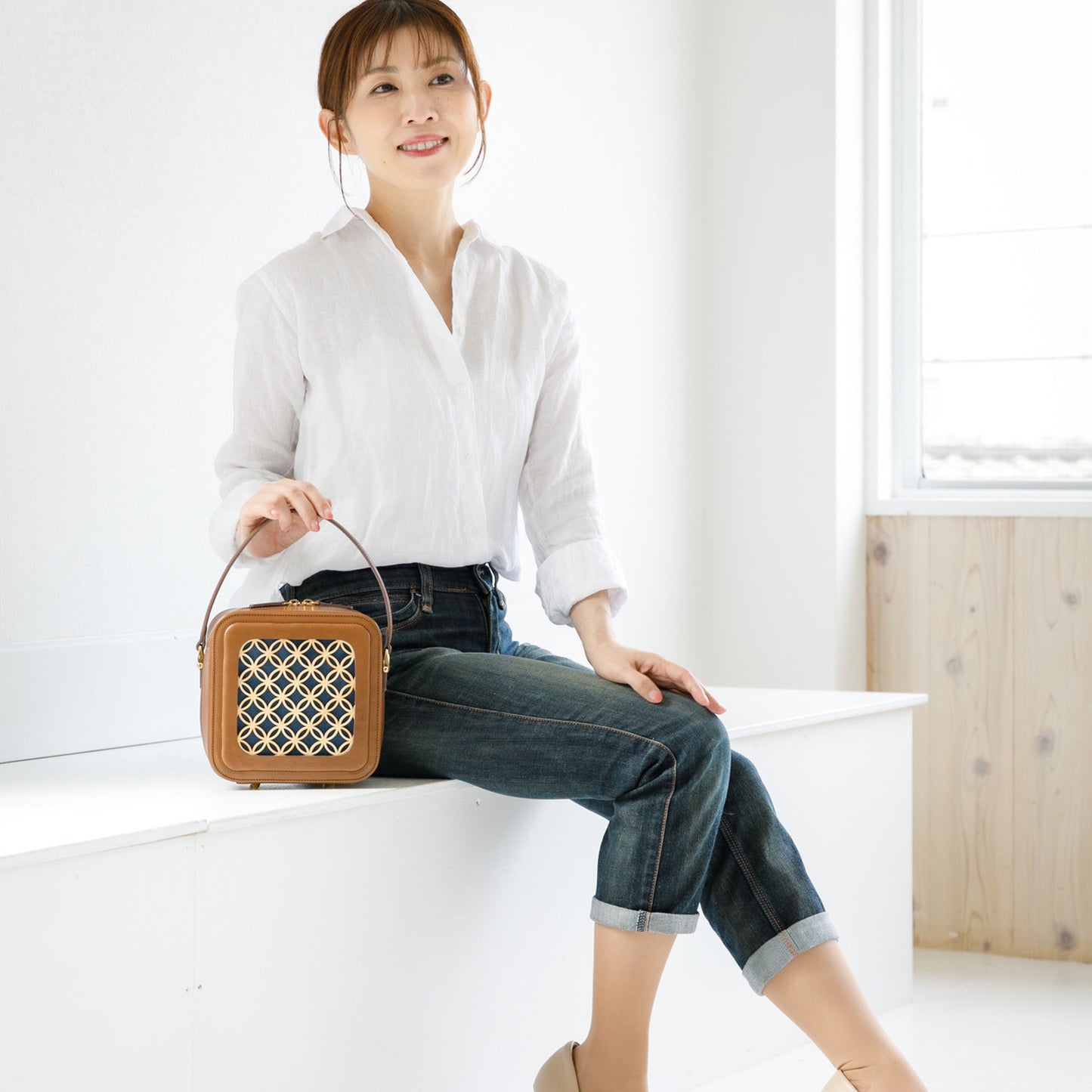 Hanakumiko minibag Camel × Blue(With Shoulder strap)